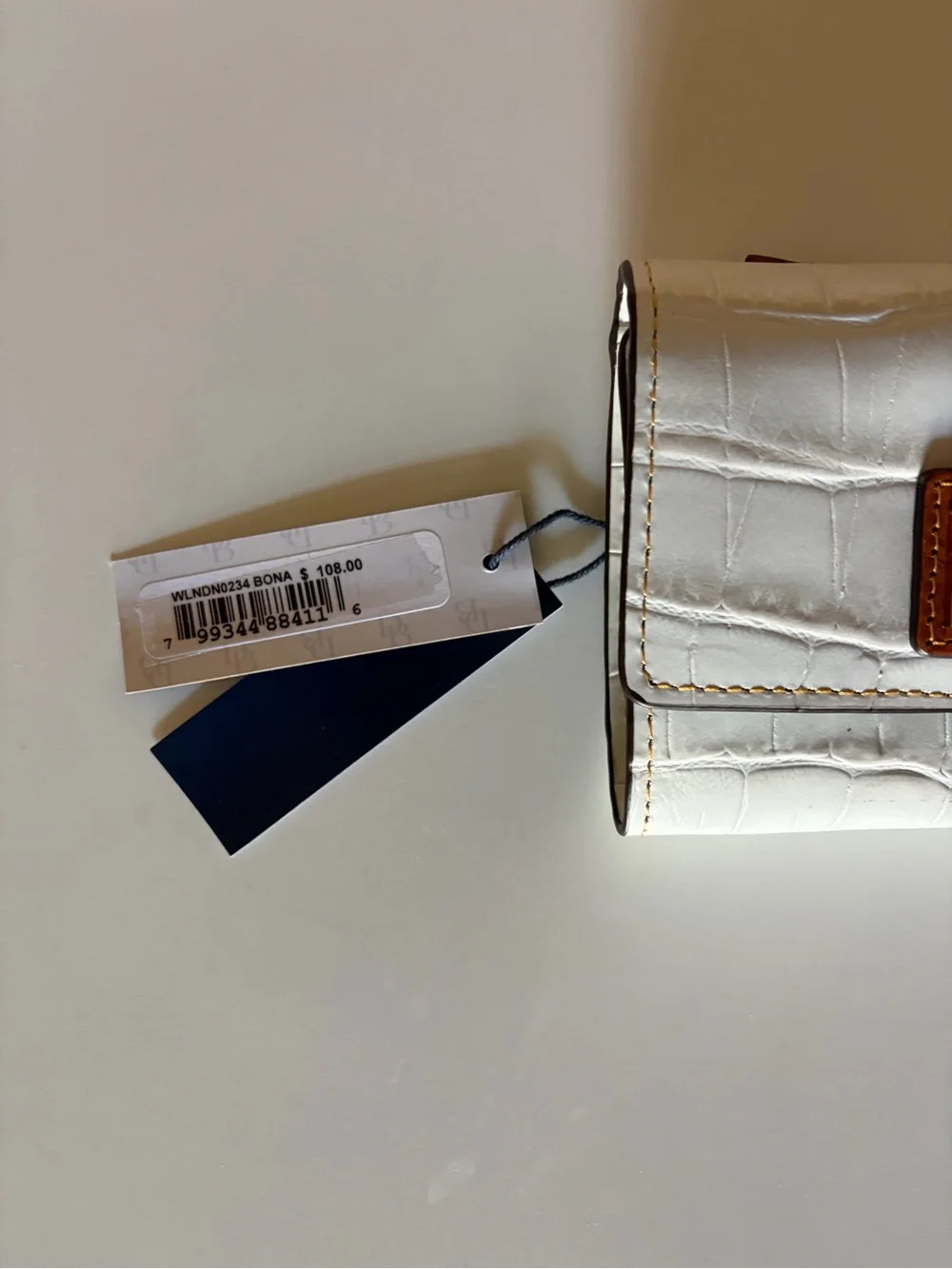 Dooney & Bourke compact croc